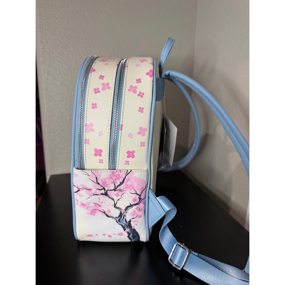 Loungefly Dreamworks Kung Fu Panda Cherry Blossom Backpack NWT - Picture 6 of 6